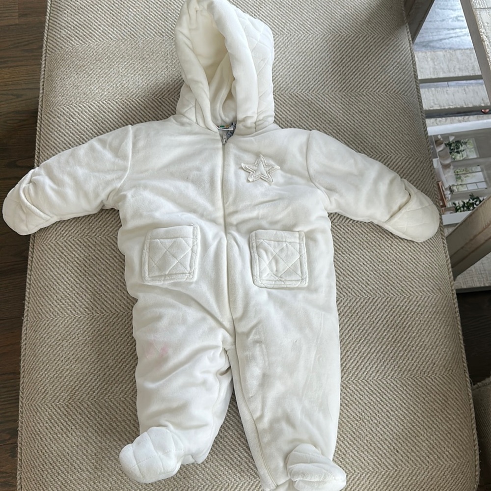 Mini wear super soft velvet onesie for outside with hood